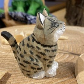 Hand Carved Wooden Cat Figurine - Real Wood Carving Decorative Ornament