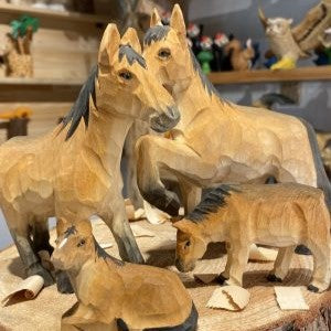 Hand Carved Wooden Family Set - Hand Carved Solid Wood Ornaments, Small Wooden Horse Family Version